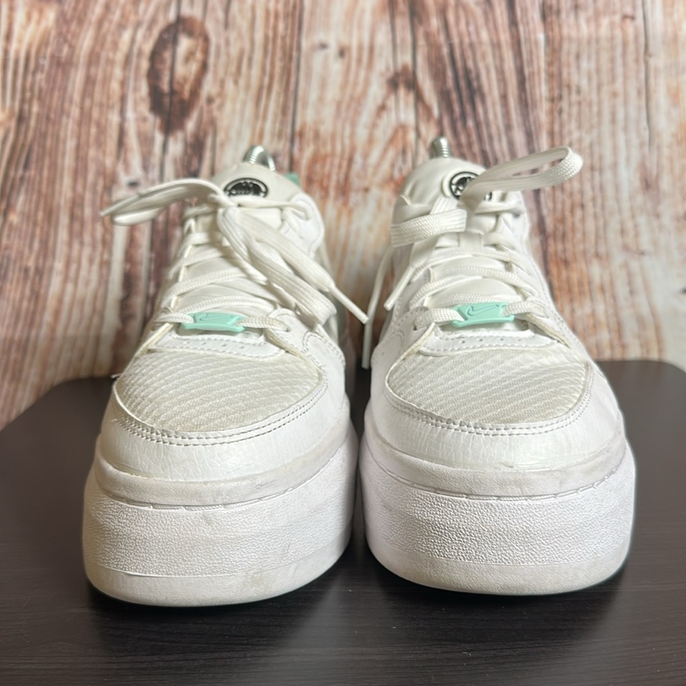 Nike Court Vision Alta Platform Sneakers Womens Sz 8.5 - Picture 3 of 8